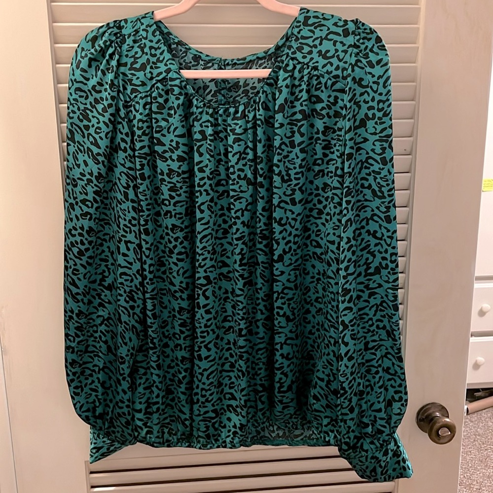 Liz Claiborne Satin bubble top